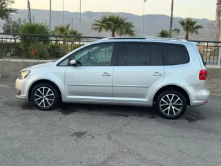 Volkswagen Touran 2012