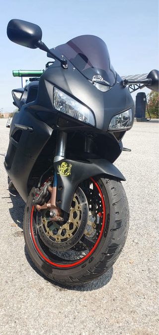 Honda CBR Negra Deportiva