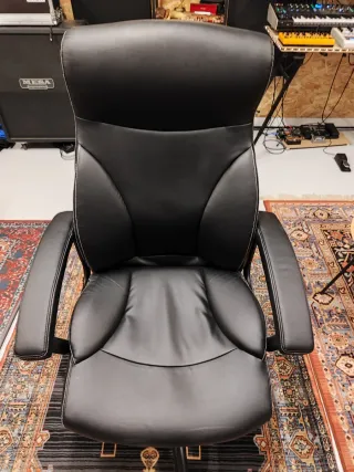 OPORTUNIDAD! Silla oficina ergonómica con ruedas