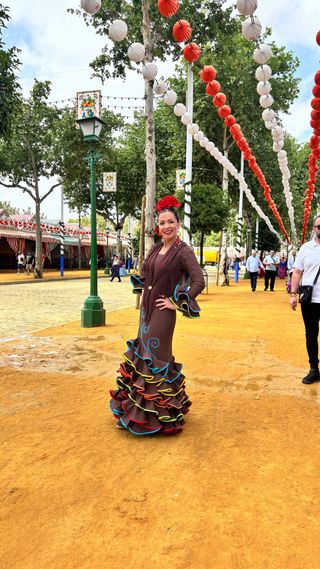 Traje de Flamenca Talla 38 Marrón Muy buen estado