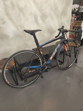 Bicicleta de carretera BH Aero