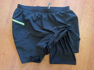 Pantaloni corti da corsa neri