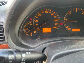 Toyota Avensis 2004