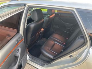 Toyota Avensis 2004