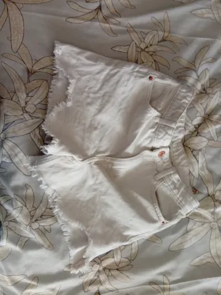 Shorts H&M niña T.11/12 blanco roto
