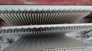 Radiadores blancos de metal