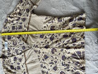 Blusa vintage Hoss Intropia estampado floral