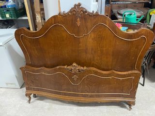 Cabecero y pie de madera antiguo