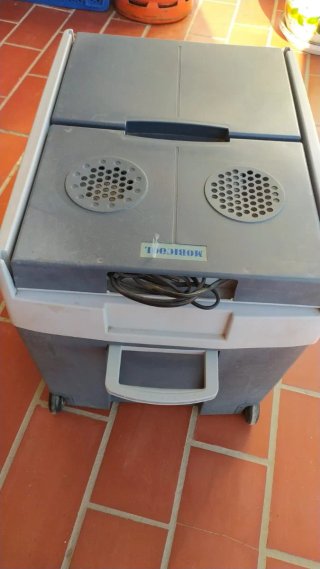 Nevera portátil eléctrica