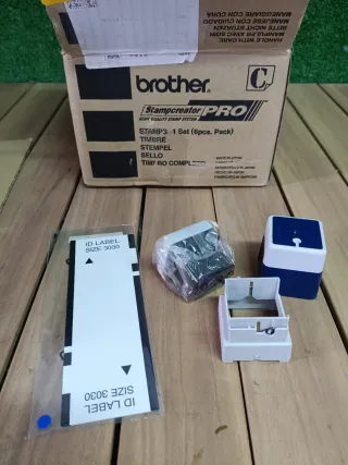 Brother PR3030E6P - Montura de sellos azul 6 unida