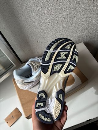 Asics Gel-Kayano 14 Plata/Blanco