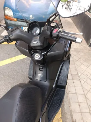 Kymco Superdink 125 ABS Negra