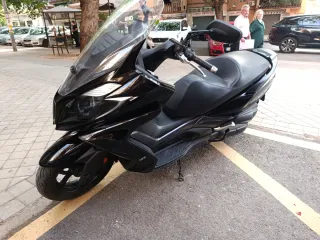 Kymco Superdink 125 ABS Negra