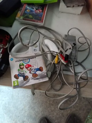 Mario Kart Wii + Accessori Nintendo Wii