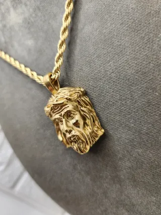 Colgante Jesucristo Acero Quirúrgico Chapado Oro