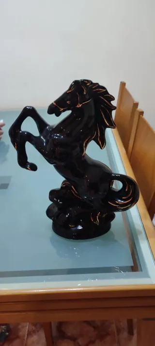 Figura caballo negro vintage