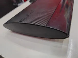 Playstation 3 Superslim 250GB + Controller