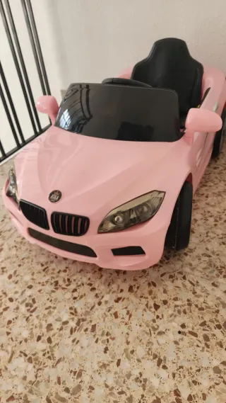 Coche eléctrico infantil rosa