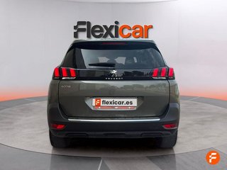 Peugeot 5008 Allure 1.2L PureTech 96kW (130CV) S&S