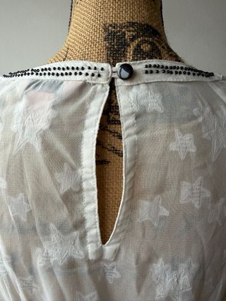 Vestido Miss Selfridge estrellas y abalorios