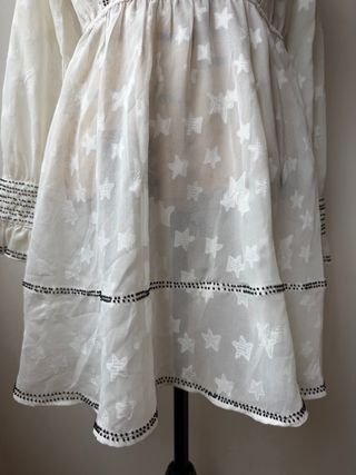Vestido Miss Selfridge estrellas y abalorios