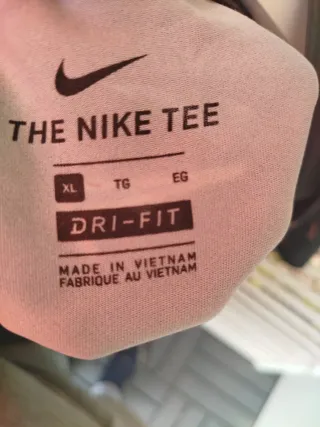 Camiseta Nike Dri-fit Negra y Rosa Talla XL