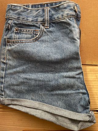 Pantalón corto vaquero Pull&Bear Talla  40