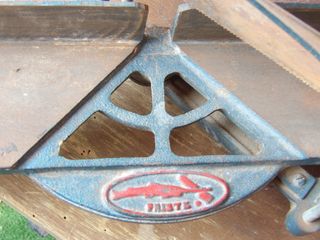 Lote Carpintería Antigua: Ingletadora + Cizalla