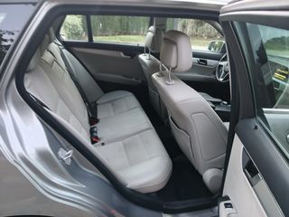 Mercedes-Benz 180 C 2012