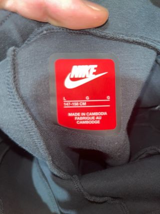 Pantalones nike tech talla 147-148cm