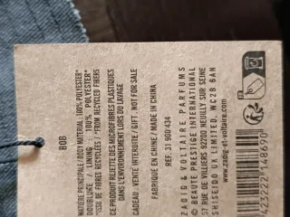 Cappello bucket grigio con ali