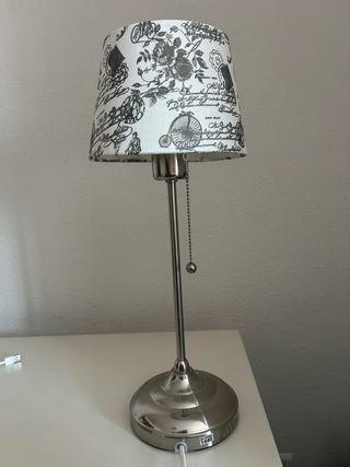 Lámpara de mesa decorativa