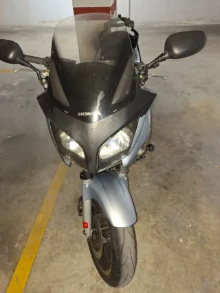 Honda CBF 600S Plata