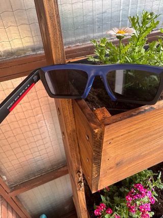 Gafas de sol Prada negras Luna Rossa