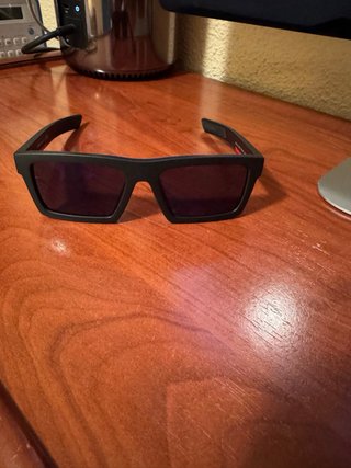 Gafas de sol Prada negras Luna Rossa