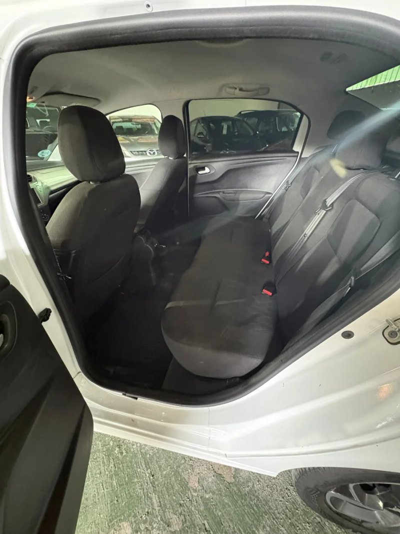 Citroën C-Élysée 2019, foto 12