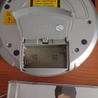 Reproductor CD Silvan Portátil