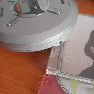 Reproductor CD Silvan Portátil