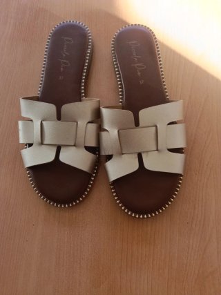 Sandalias doradas Piccola Pia 37 1 vez uso