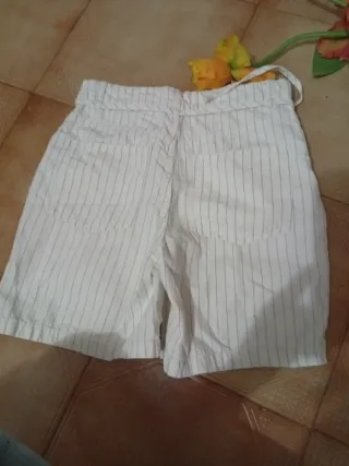 Pantalón corto blanco rayas azules T.36