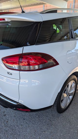 RENAULT Clio Sport Tou. Limited En. TCe - 2016