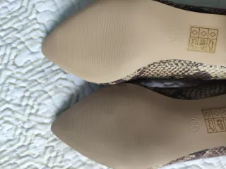 Zapatos de tacón Marypaz piel serpiente talla 38