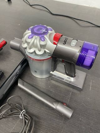 Aspirador Dyson V8 Advance