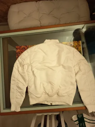 Chaqueta Alpha Industries Blanca