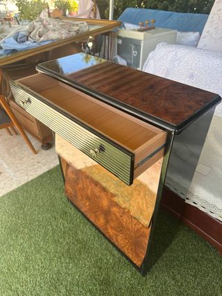 Mueble zapatero antiguo de madera