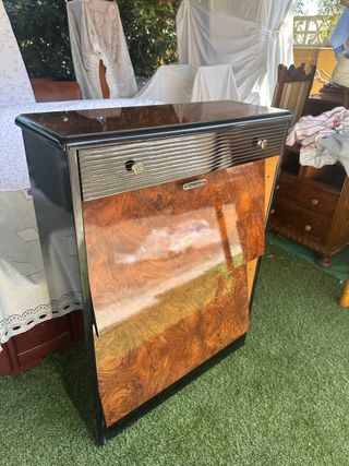 Mueble zapatero antiguo de madera