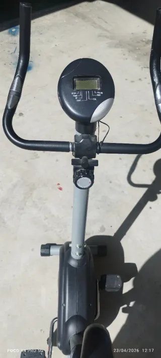 Bicicleta Estática Negra