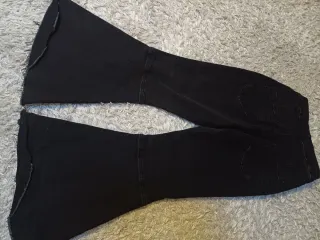 Jeans scampanati neri