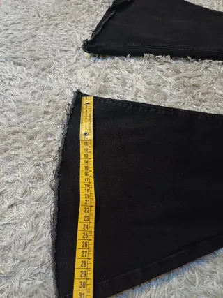 Jeans scampanati neri