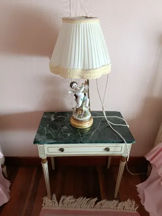 Dormitorio madera lacado a mano